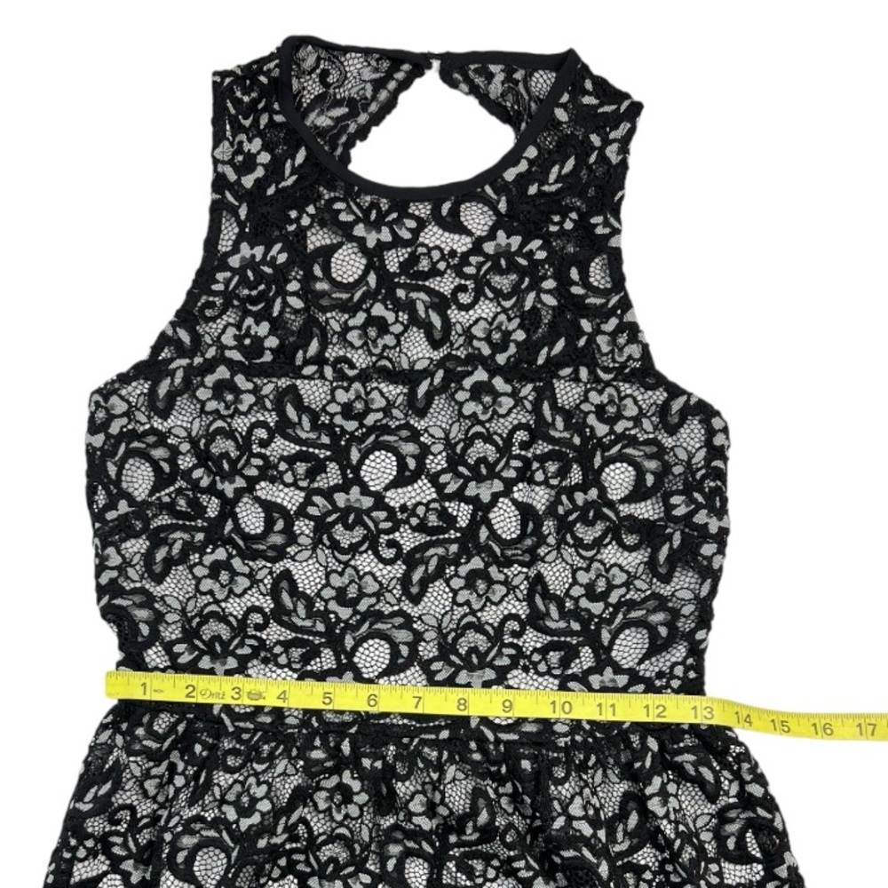 Reitmans Black & White undertone Floral Lace Sleeveless Sheath Dress Sz:2 - Picture 7 of 9